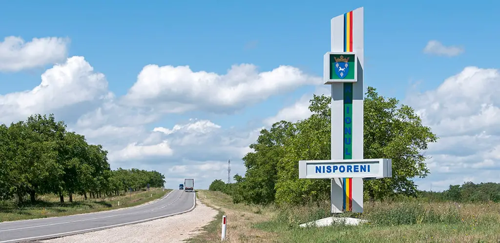 Evacuator auto din Nisporeni – ajutor rutier disponibil 24/7 oriunde în Moldova.