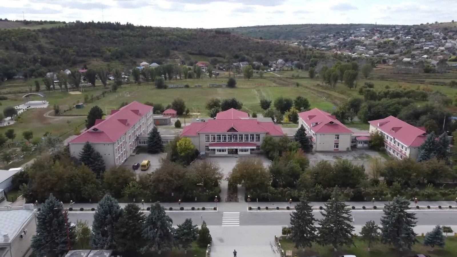 Evacuator disponibil în Mereni — servicii rapide și sigure în toată Moldova.